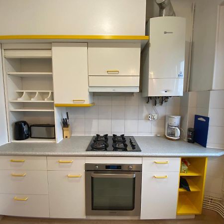 Appartement T4 Cite Cardaillac, Parking Prive, Wifi 罗德兹 外观 照片